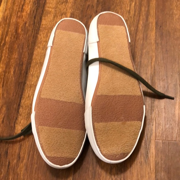 Bundle of Old Navy Canvas Shoes - Picture 2 of 8